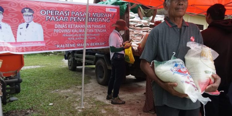 Pemprov Gelar Pasar Penyeimbang di Kelurahan Langkai