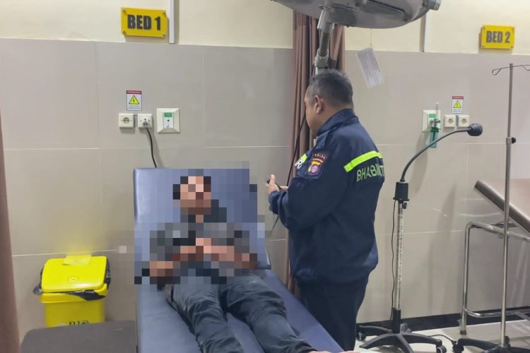 Remaja Tabrak Pagar Usai Curi Dua Botol Pertalite