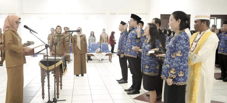 Ratusan PPPK Terima SK Pengangkatan