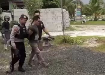 Seorang Pria Nyaris Diamuk Warga Adonis Samad