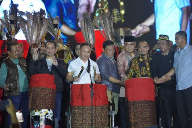 Gubernur Ungkap Harapan Besar di Malam Penutupan FBIM