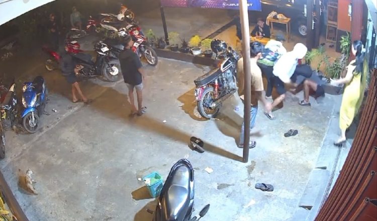 Aksi Pemukulan di Palangka Raya Viral di Media Sosial
