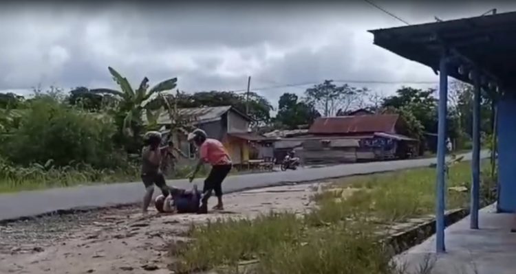 Pencuri Elpiji Nyaris Tebas Pemilik Toko dengan Celurit