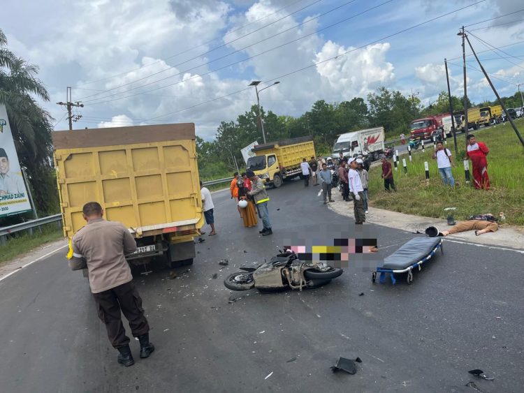 Tikungan Maut Renggut Nyawa Satu Keluarga