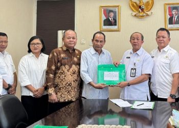 DPRD Serahkan Usulan Pengangkatan Gubernur dan Wakil Gubernur Terpilih