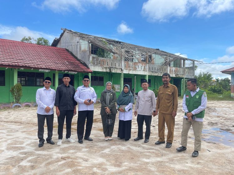 Pipit Setyorini Tinjau MBG di Sekolah Binaan NU Kotim