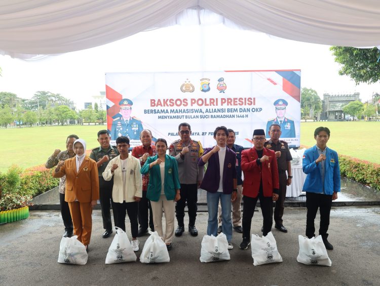 Polda Kalteng Bagikan 2.200 Paket Sembako
