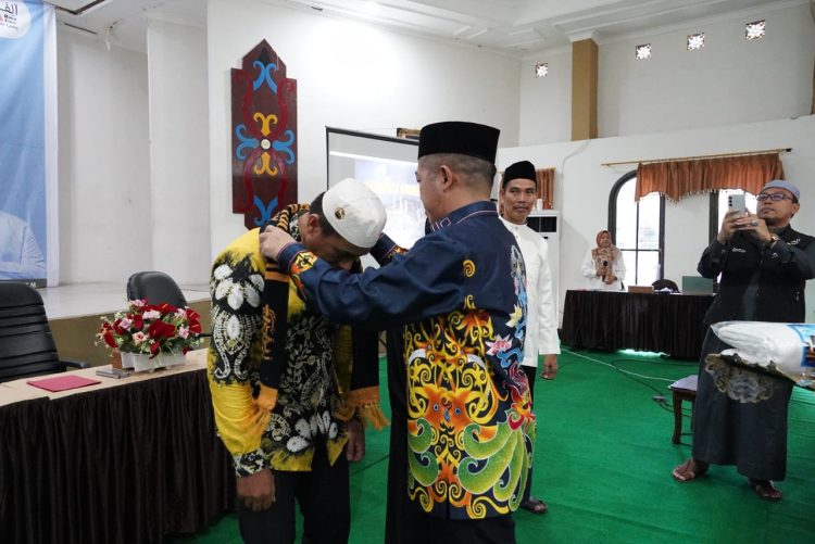 Wakili Gubernur, Plt Karo Kesra Lepas Keberangkatan 121 Jamaah Umrah   