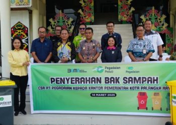 Pemko Terima Bantuan Bak Sampah dari PT Pegadaian