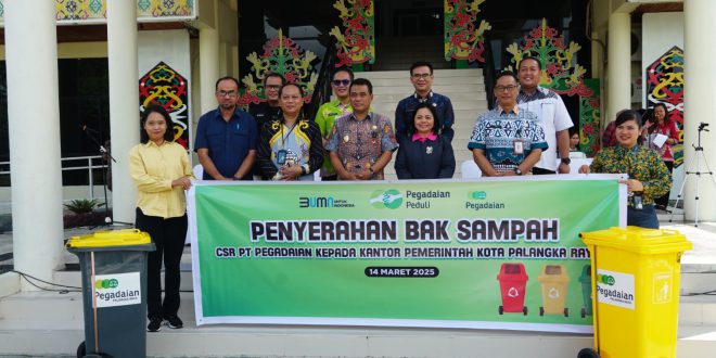 Pemko Terima Bantuan Bak Sampah dari PT Pegadaian
