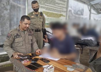 Satpol PP Jaring Sejumlah Pelajar Bolos Sekolah