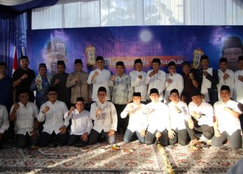 Gubernur Hadiri Buka Puasa Bersama DPW PAN Kalteng