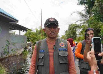 Kalaksa BPBD Dampingi Ketua TP-PKK Tinjau Lokasi Banjir