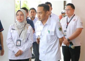 Kadis TPHP Kalteng dan Wali Kota Koordinasi Program Cetak Sawah