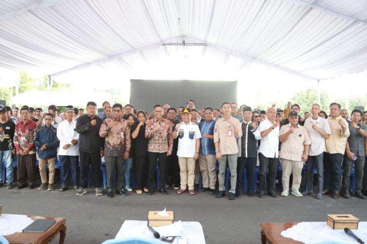 Gubernur Gelar Gelar Hasupa Hasundau dengan Insan Pers