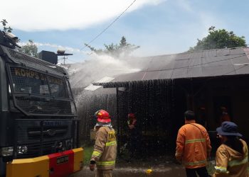Rumah Dinas Polisi di Rinjani Nyaris Ludes Terbakar