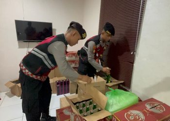 Polda Kalteng Sita Ratusan Botol Minuman Haram