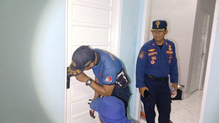 Keren! Damkar Serba Bisa, dari Bocil Terkurung di WC Sampai Mobil Mogok Pun Direspon