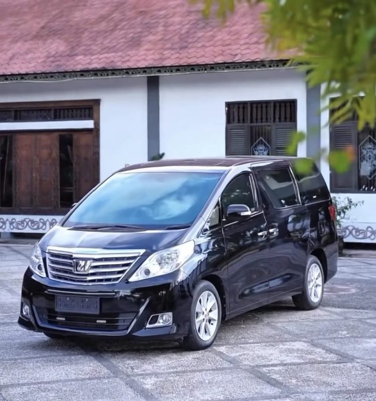 Mau Nikah? Bisa Pinjam Mobil Dinas Alphard Wali Kota