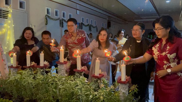 Keluarga Besar Dislutkan Kalteng Gelar Perayaan Natal