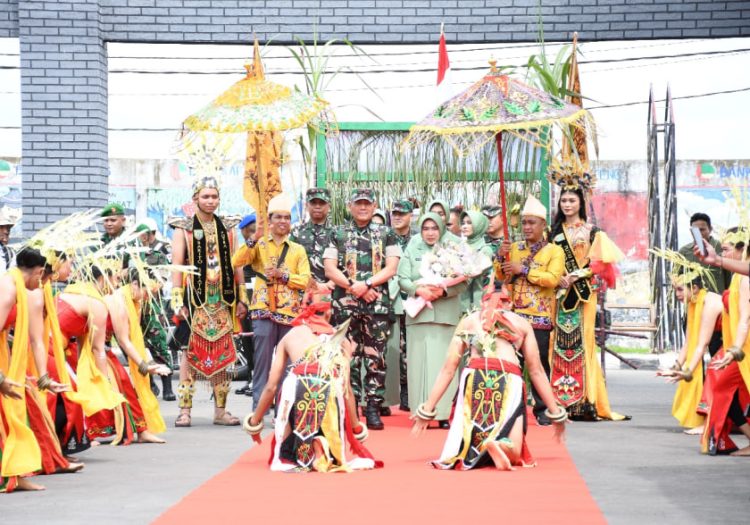 Pemkab Barsel Sambut Kunjungan Danrem ke Buntok