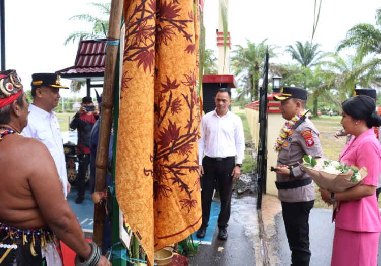Bupati Sambut Kedatangan Kapolres Baru