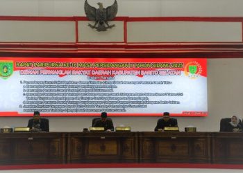 Wabup Hadiri Paripurna Pembahasan Empat Raperda