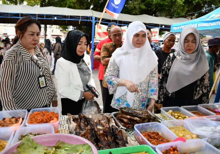 Pasar Ramadan Bawa Manfaat dari Segi Ekonomi dan Sosial