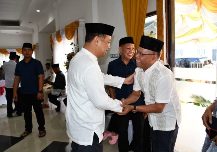 Bupati Jadikan Open House Momen untuk Lebih Dekat dengan Masyarakat
