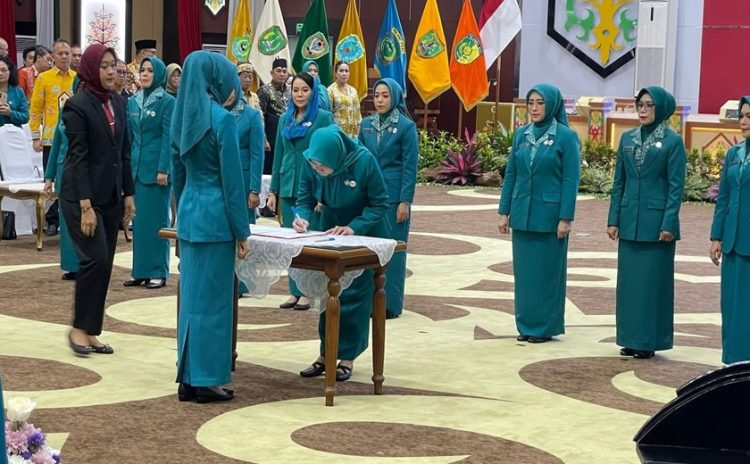 Permana Sari Sah Jabat Ketua TP PKK Barsel