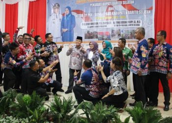 Pj Bupati dan Ketua TP PKK Ucapkan Salam Perpisahan