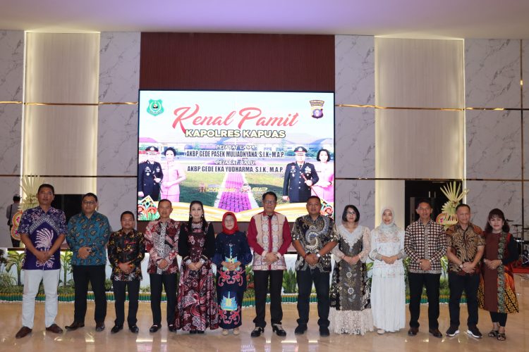 Pj Bupati Darliansjah Hadiri Kenal Pamit Kapolres Kapuas