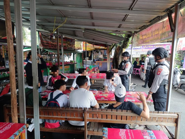 Panik Kedapatan Bolos, Lima Siswa Jual Nama Sekolah untuk Kelabui Polisi