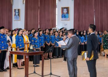 Bupati Serahkan SK Pengangkatan ASN dan Lantik Pejabat Fungsional  