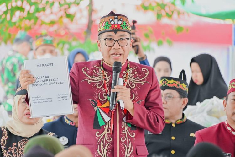 Pemprov Kalteng Bagikan 2.000 Sembako Gratis di Sukamara