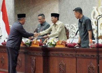 RPJMD 2024–2029 Mendapat Persetujuan dari Fraksi di DPRD Kalteng