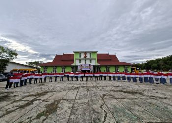 DPRD Apresiasi Gerakan  Pembagian Bendera Merah Putih  ‎