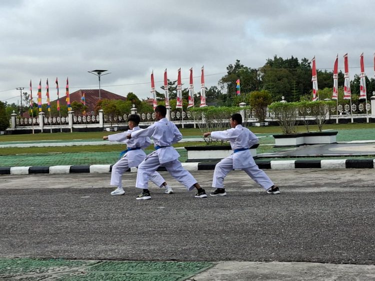 Binartha Dukung Karateka Asal Gunung Mas Tampil di Kejuaraan Internasional