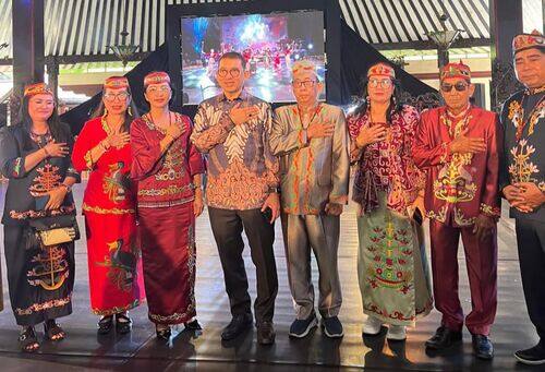 Tim Kesenian Kalteng Ramaikan Festival Budaya di Jawa Tengah