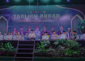 Tabligh Akbar Polda Kalteng, Gubernur: Doa Rakyat Adalah Sumber Kekuatan Utama