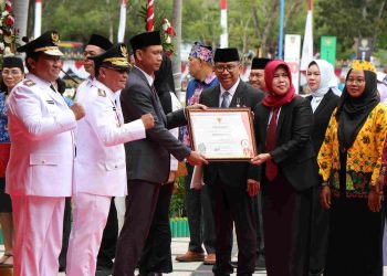BKD Provinsi Kalimantan Tengah Raih Penghargaan Terbaik I Implementasi AKIP Tahun 2024