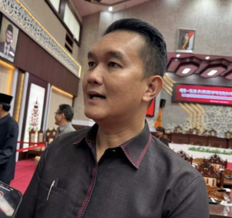 Pentingnya Perhatian terhadap Guru Sekolah Rakyat