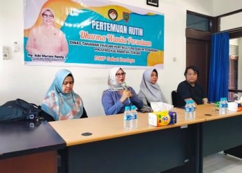 Dharma Wanita Persatuan Dinas TPHP Prov.Kalteng Gelar Pertemuan Rutin, Angkat Tema Kesehatan dengan Yoga