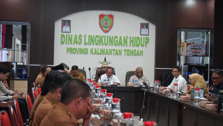 DLH Kalteng Gelar Rakor Penilaian ADIPURA 2025