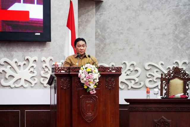 Pemprov dan DPRD Bahas 16 Raperda di Awal 2026