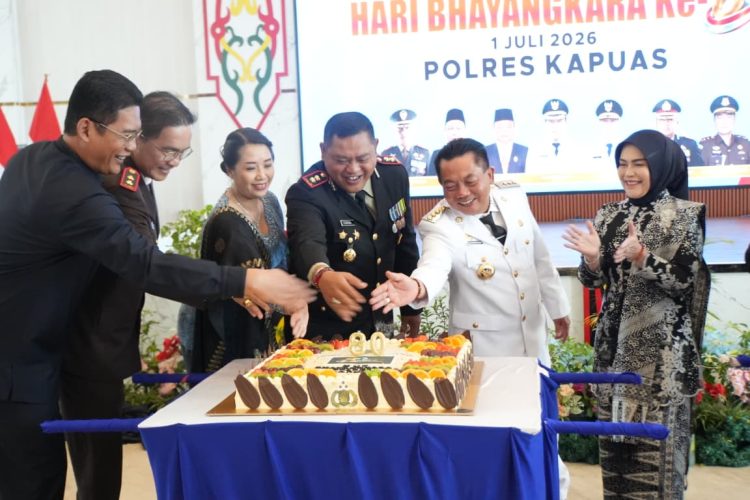 ‎Bupati Terima Penghargaan dari Kapolres, Wujud Sinergitas yang Kuat  ‎