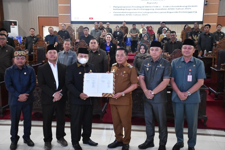 ‎DPRD Setujui Raperda Pertanggungjawaban APBD Tahun Anggaran 2025  ‎